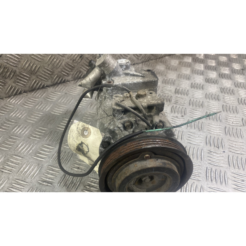 Compresseur clim VOLKSWAGEN PASSAT 4 Photo n°4
