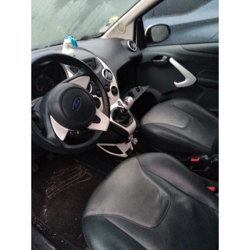 Vase de lave glace FORD KA 2 Photo n°5