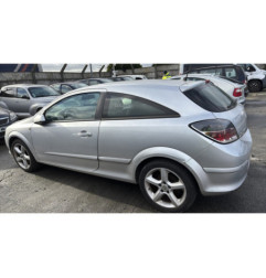Aile avant droit OPEL ASTRA H
