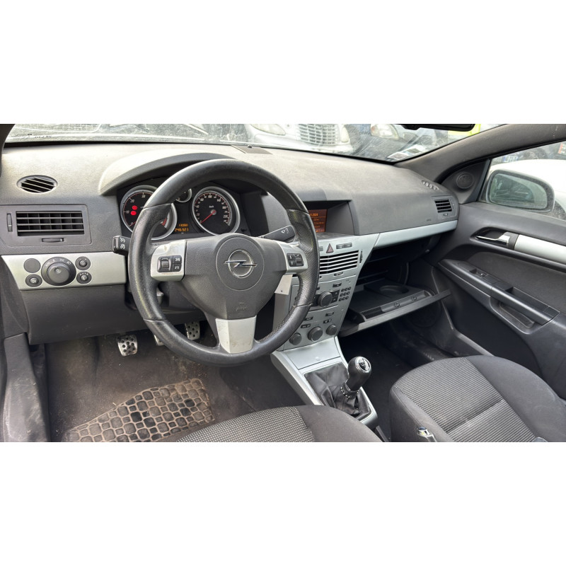 Compresseur clim OPEL ASTRA H Photo n°14