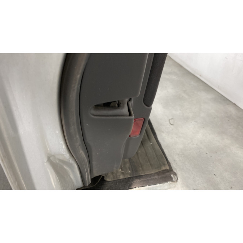 Porte avant gauche AUDI A4 2 Photo n°4