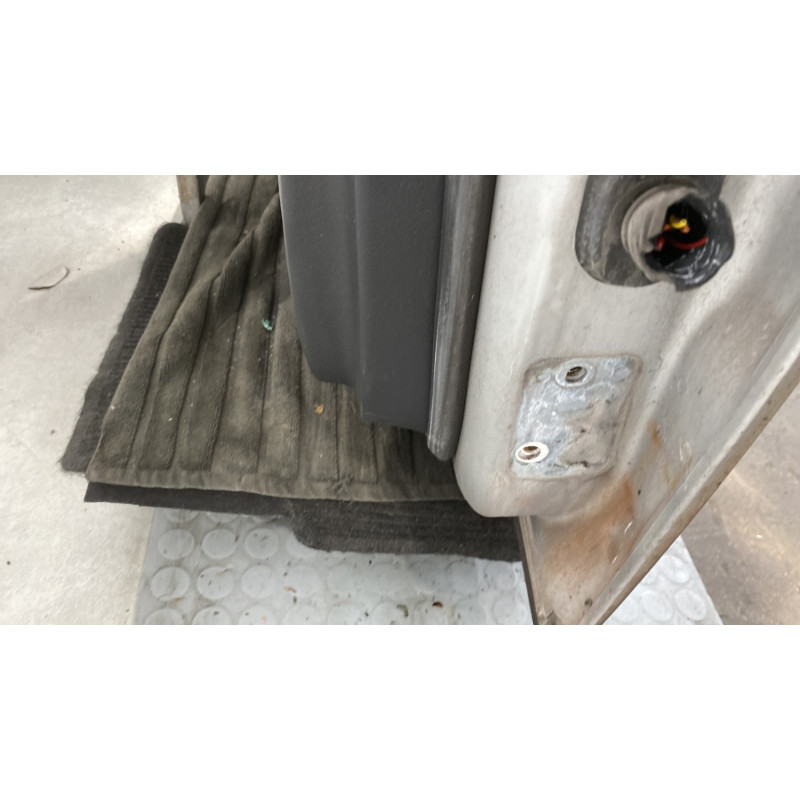 Porte avant gauche AUDI A4 2 Photo n°6