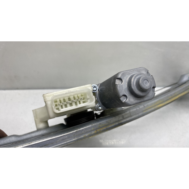 Leve vitre electrique arriere droit PEUGEOT 308 2 Photo n°3