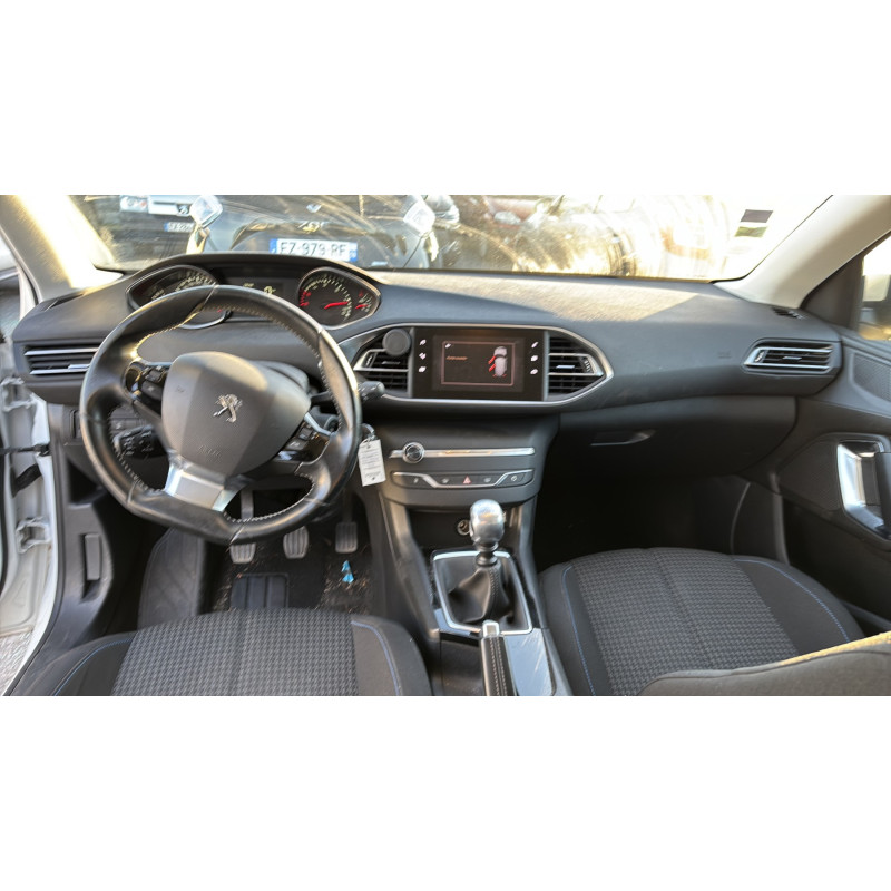 Boitier BSI PEUGEOT 308 2 Photo n°16