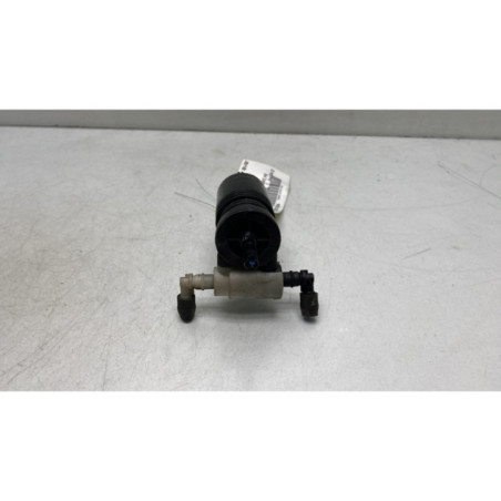 Pompe lave glace avant MERCEDES CLASSE R 251