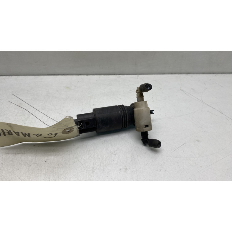 Pompe lave glace avant MERCEDES CLASSE R 251 Photo n°4