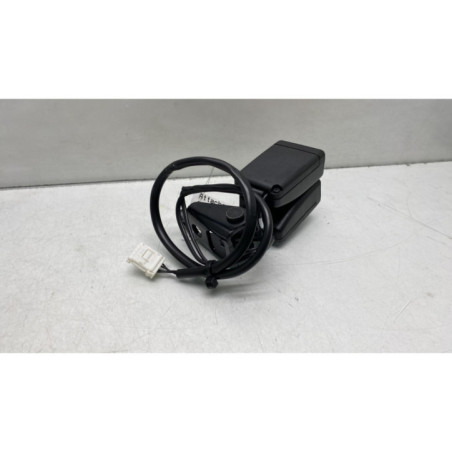 Attache ceinture arriere droit CITROEN DS5