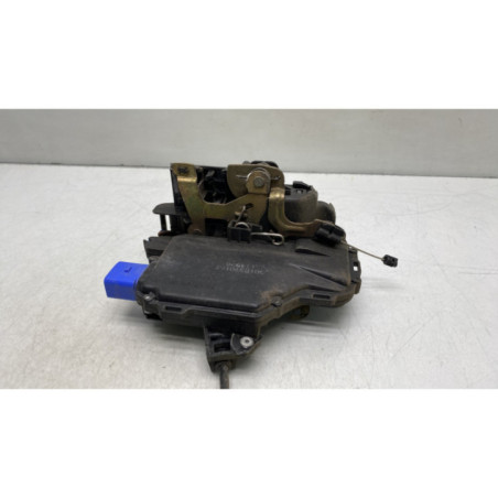 Serrure avant droit SKODA FABIA 1