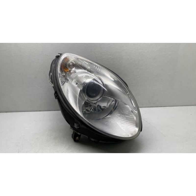 Optique avant principal droit (feux)(phare) MERCEDES CLASSE R 251 Photo n°1