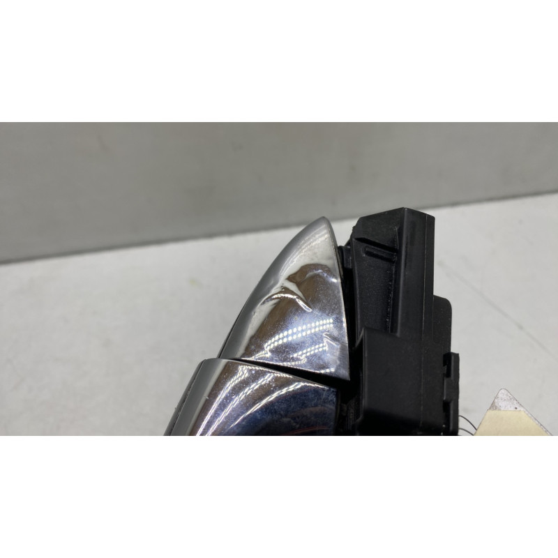 Poignee porte arriere droit MERCEDES CLASSE R 251 Photo n°4