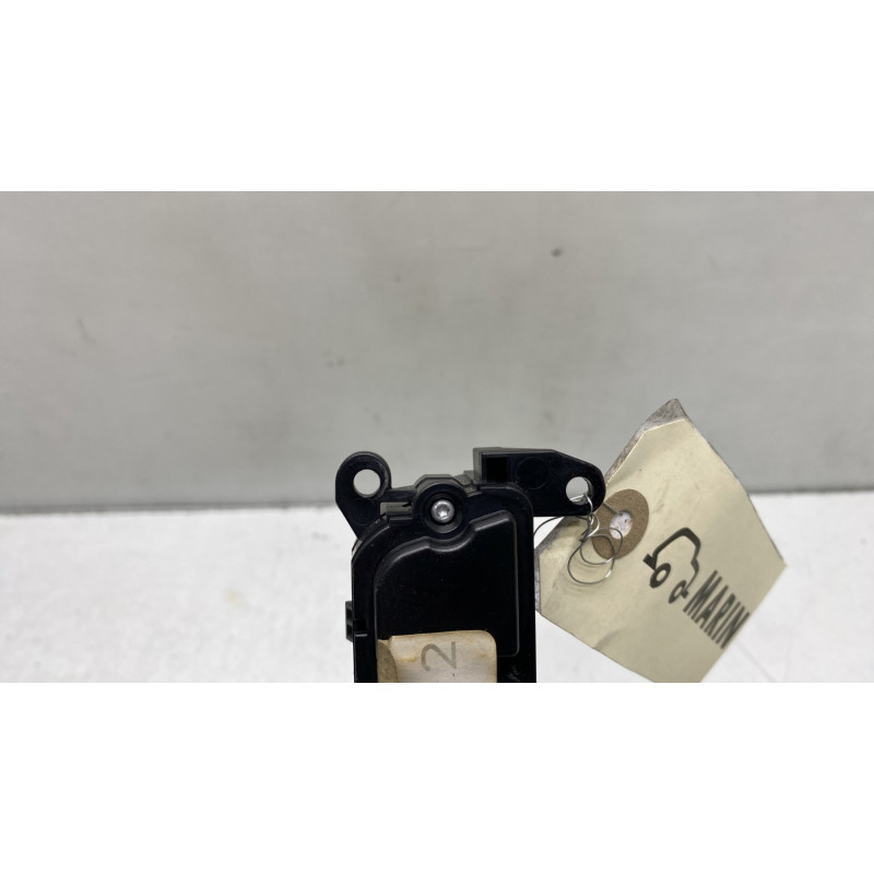 Bouton de warning MERCEDES CLASSE R 251 Photo n°4