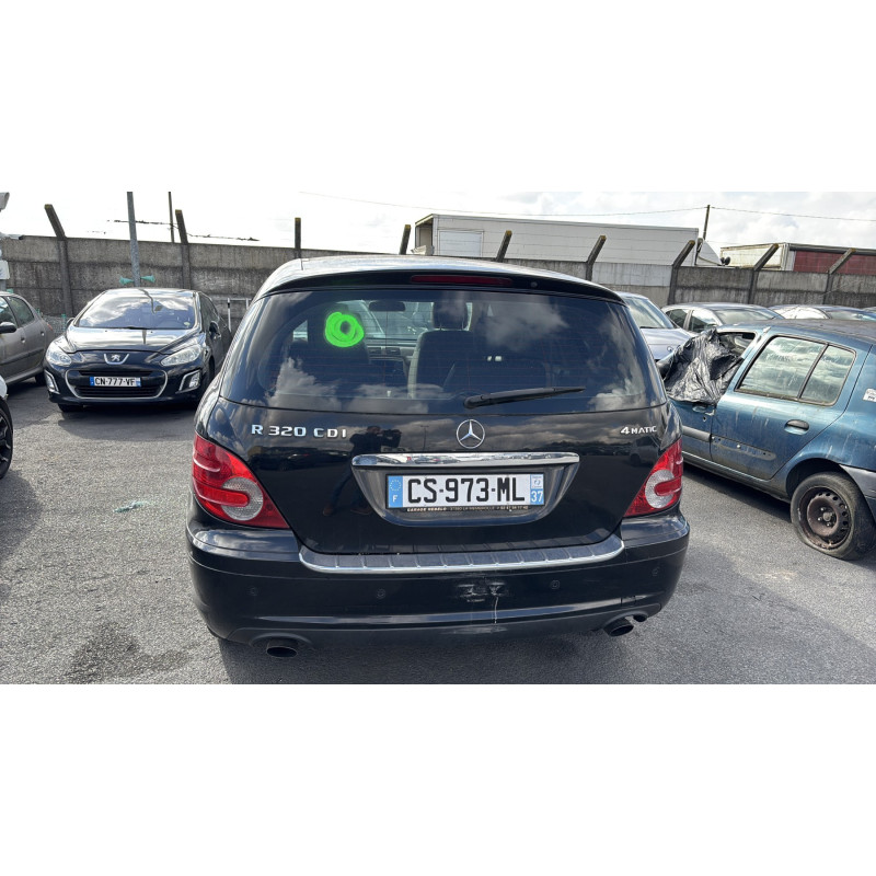 Traverse superieure MERCEDES CLASSE R 251 Photo n°8