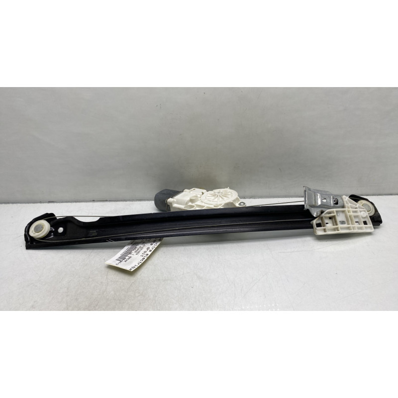 Leve vitre electrique arriere droit MERCEDES CLASSE R 251 Photo n°1