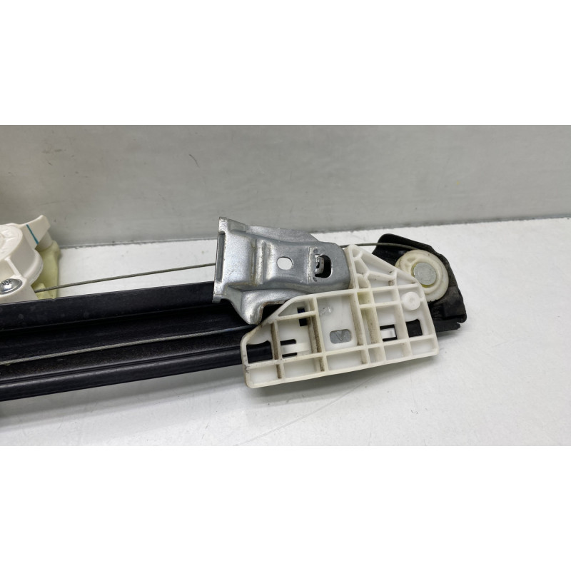 Leve vitre electrique arriere droit MERCEDES CLASSE R 251 Photo n°2