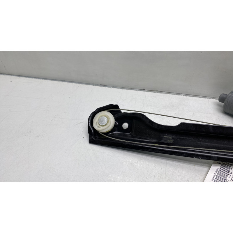 Leve vitre electrique arriere droit MERCEDES CLASSE R 251 Photo n°3