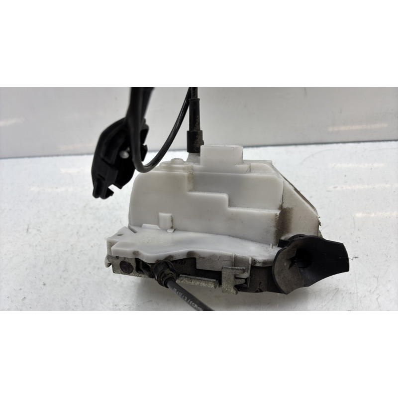 Serrure avant gauche RENAULT TWINGO 2 Photo n°4