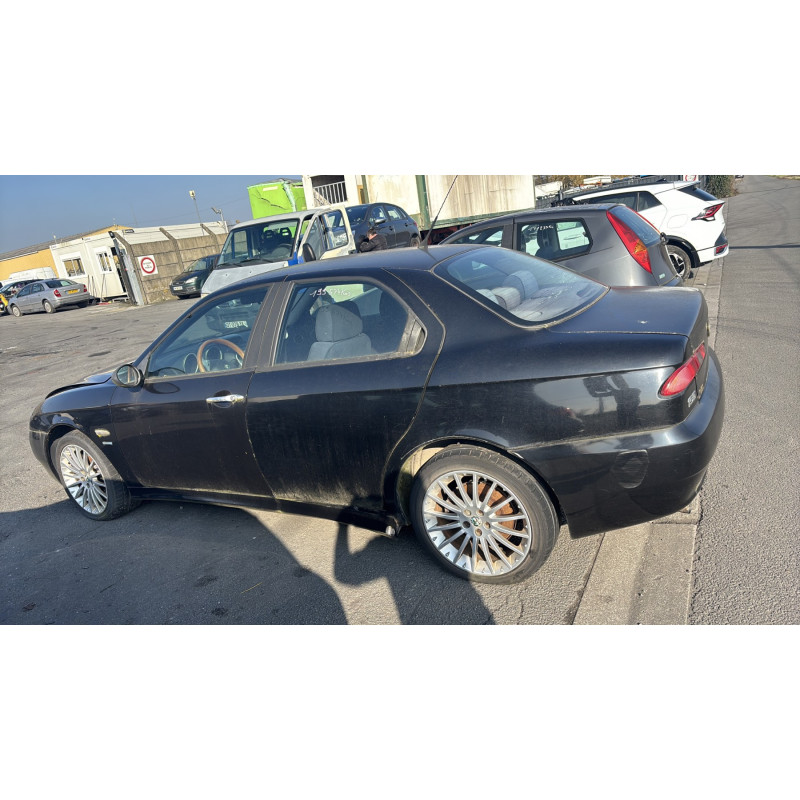 Vitre avant gauche ALFA ROMEO 156 Photo n°11