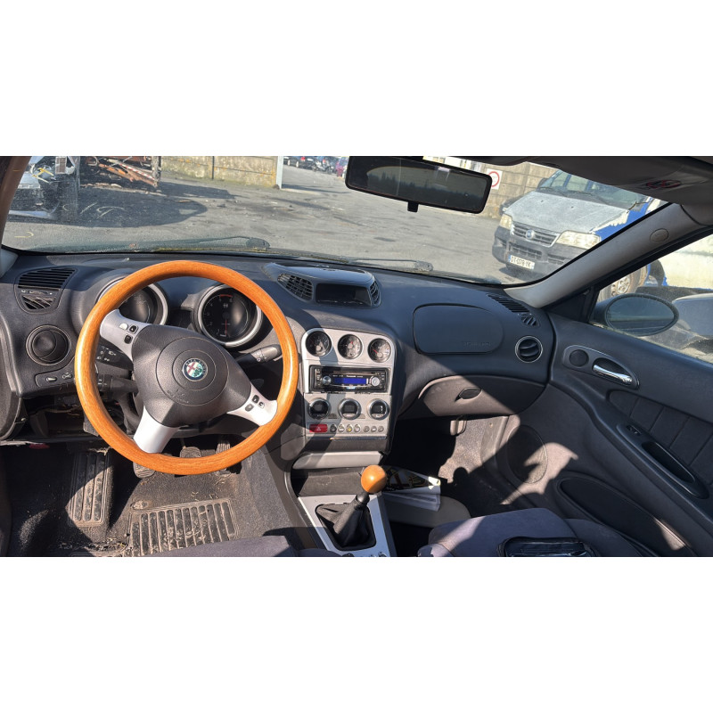 Vitre avant gauche ALFA ROMEO 156 Photo n°16