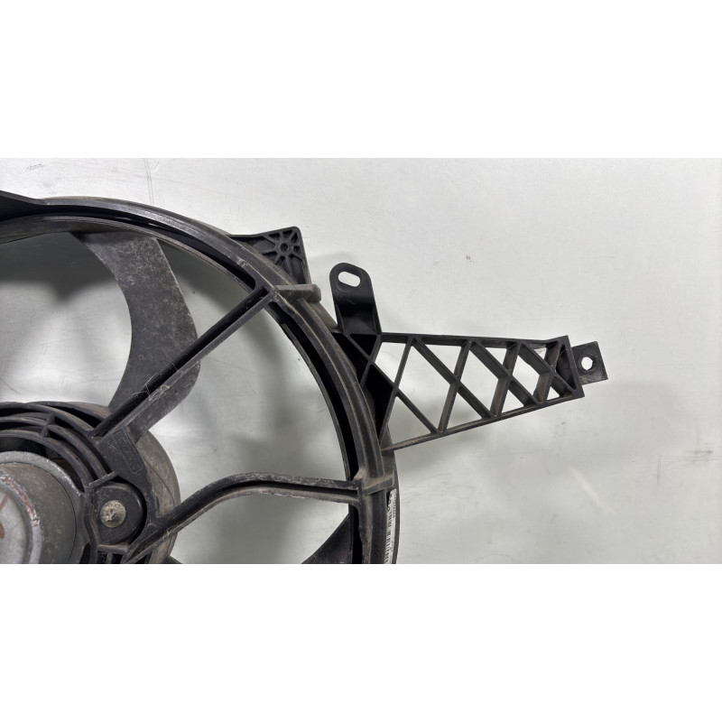 Moto ventilateur radiateur RENAULT MODUS Photo n°8