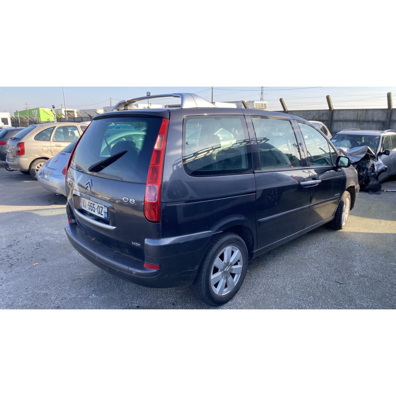 Malle/Hayon arriere CITROEN C8 Photo n°9