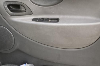 Bloc ABS (freins anti-blocage) PEUGEOT EXPERT 2