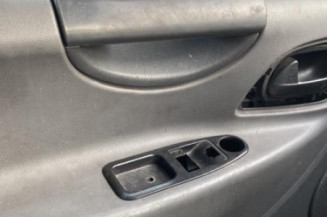 Bloc ABS (freins anti-blocage) PEUGEOT EXPERT 2