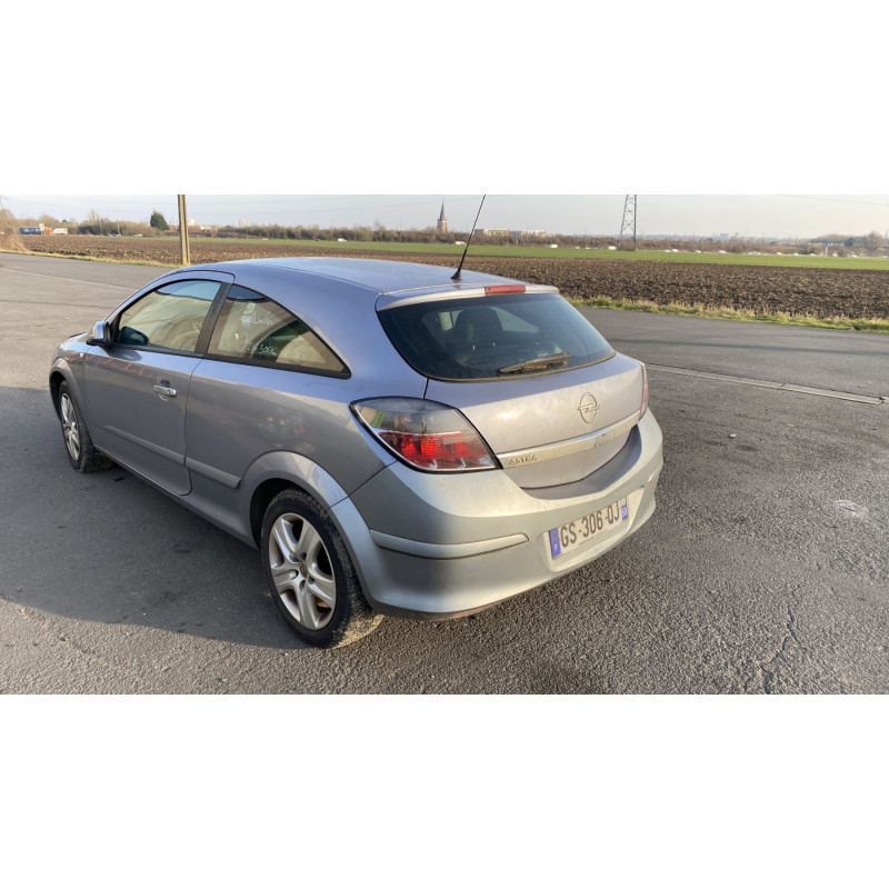 Capot OPEL ASTRA H Photo n°6