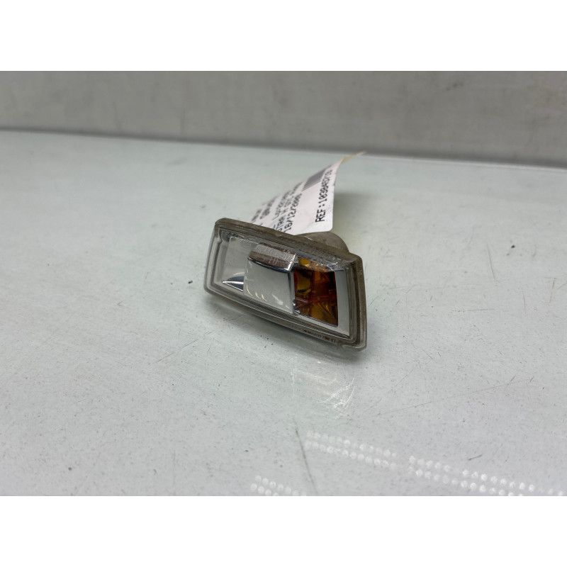 Repetiteur clignotant avant gauche (Feux) OPEL ASTRA H Photo n°2