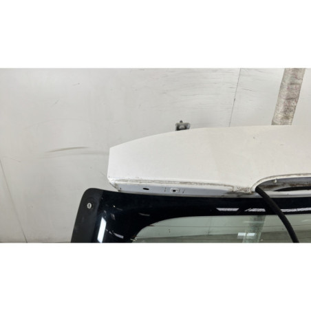 Malle/Hayon arriere PEUGEOT 208 1