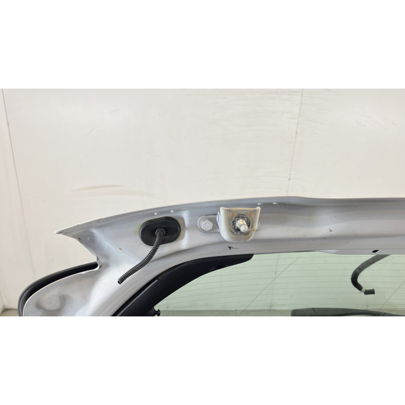 Malle/Hayon arriere PEUGEOT 208 1 Photo n°6
