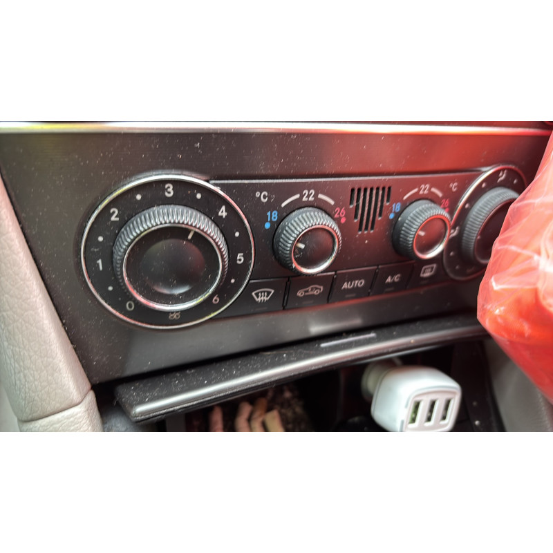 Optique avant principal droit (feux)(phare) MERCEDES CLASSE C 203 COUPE SPORT Photo n°16