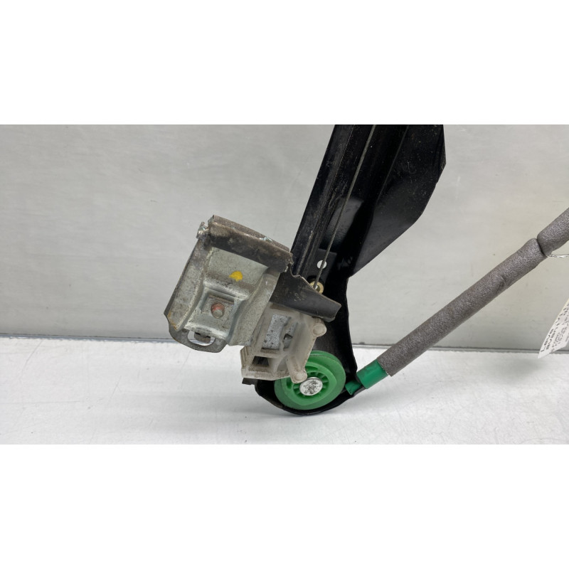 Leve vitre electrique avant droit FORD FOCUS 1 Photo n°3