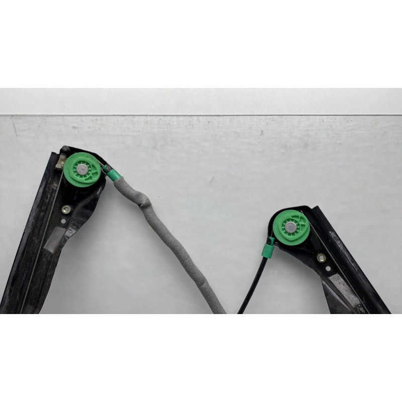 Leve vitre electrique avant droit FORD FOCUS 1 Photo n°4