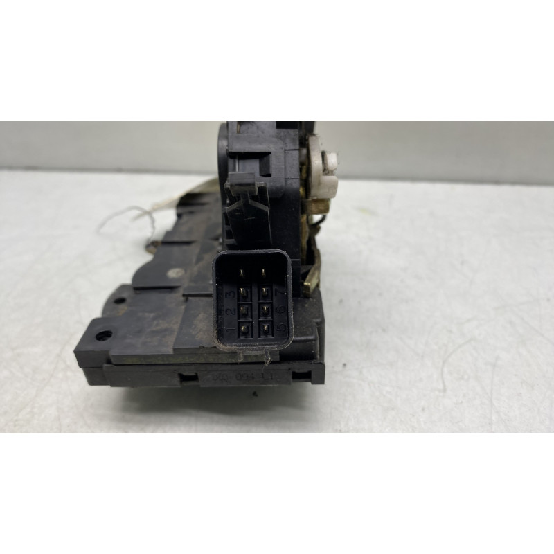 Serrure avant droit FORD FOCUS 1 Photo n°3