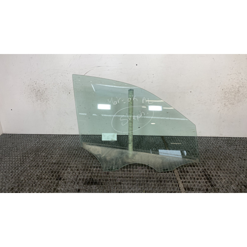 Vitre avant droit MERCEDES CLASSE M 166 Photo n°1