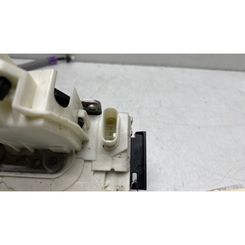 Serrure arriere gauche MERCEDES CLASSE M 166 Photo n°4