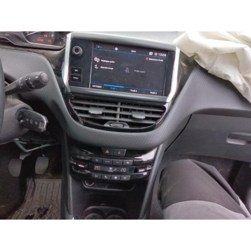 Compteur PEUGEOT 208 1 Photo n°12