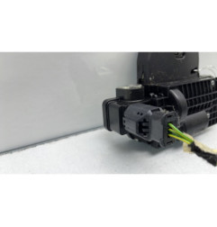 Serrure de coffre PEUGEOT 208 1