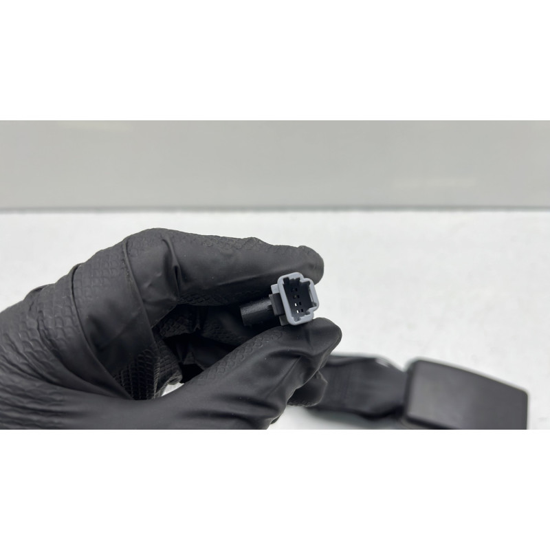 Attache ceinture arriere droit RENAULT ARKANA Photo n°3
