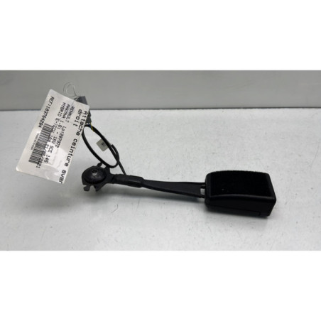 Attache ceinture avant droit RENAULT ARKANA Photo n°1