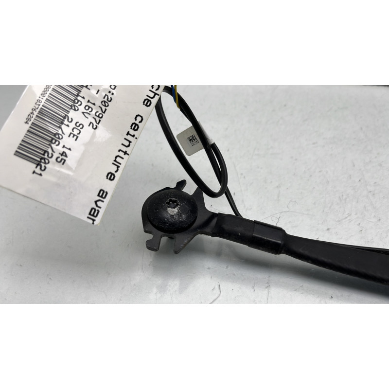 Attache ceinture avant droit RENAULT ARKANA Photo n°2