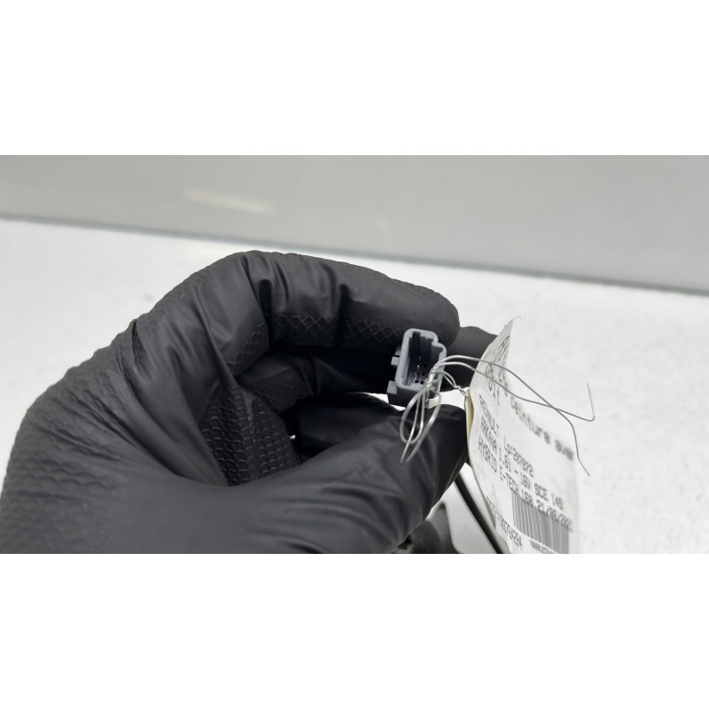 Attache ceinture avant droit RENAULT ARKANA Photo n°3