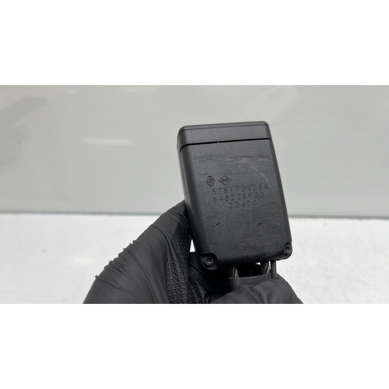 Attache ceinture avant droit RENAULT ARKANA Photo n°5