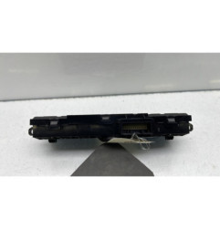 Bouton de warning RENAULT ARKANA