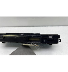 Bouton de warning RENAULT ARKANA