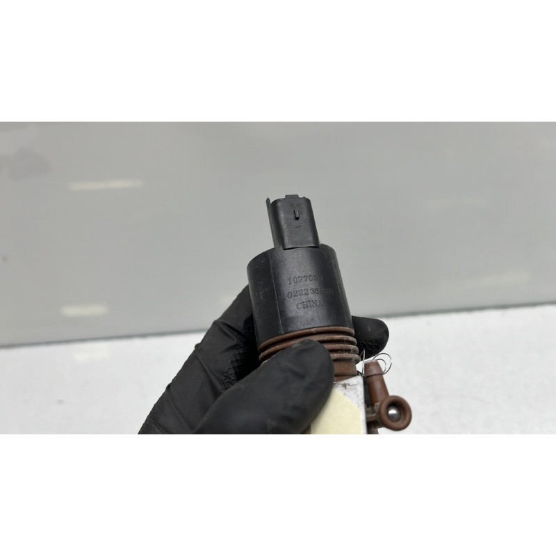 Pompe lave glace avant RENAULT ARKANA Photo n°5
