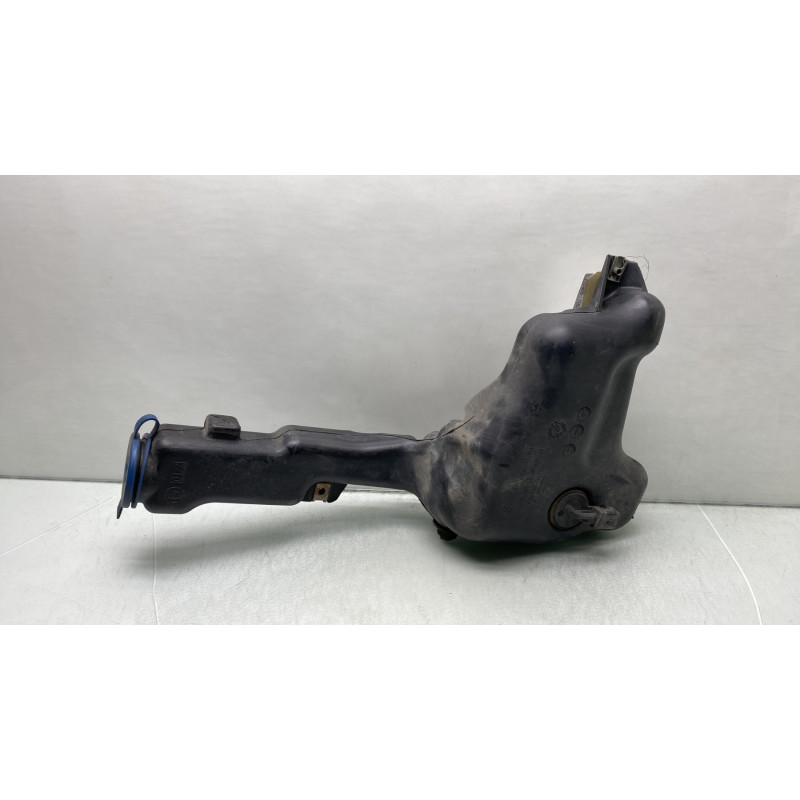 Vase de lave glace MERCEDES CLASSE C 204 Photo n°2