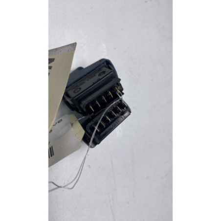 Interrupteur de leve vitre avant gauche RENAULT TWINGO 1