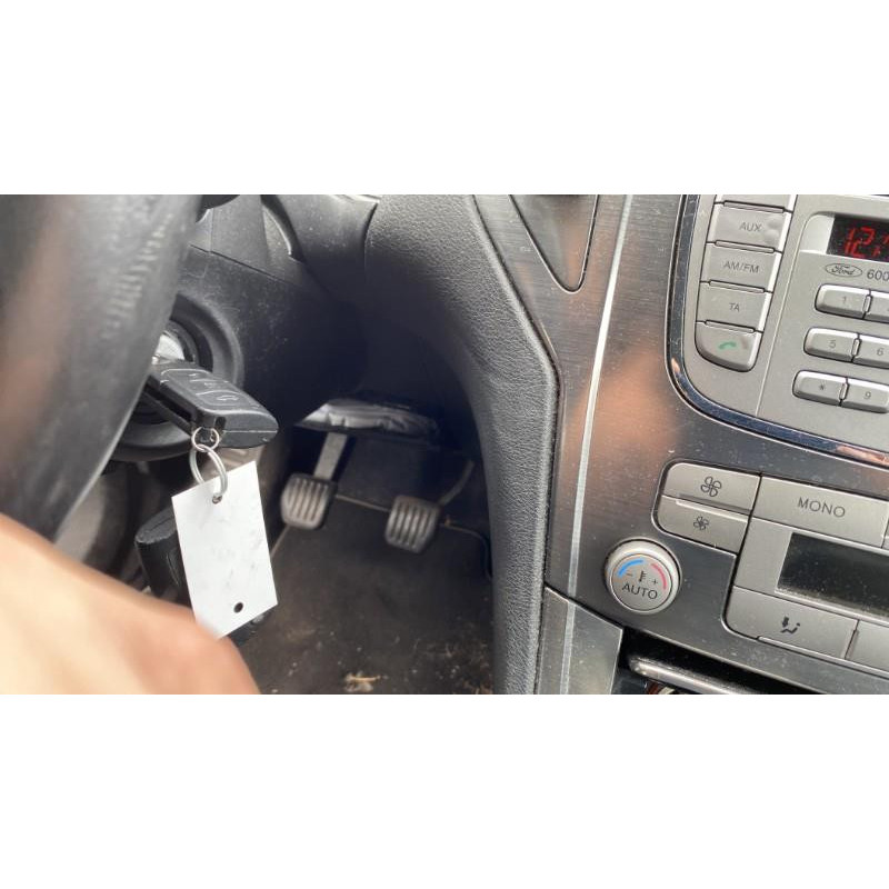 Vitre arriere droit FORD MONDEO 3 Photo n°15