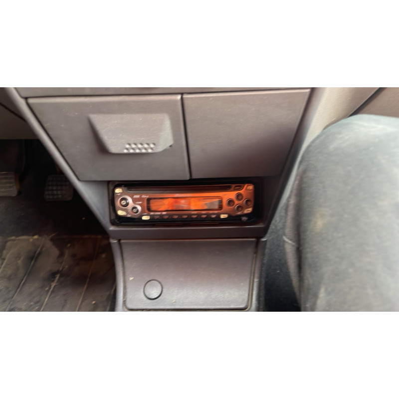 Poignee interieur arriere droit PEUGEOT 205 Photo n°5